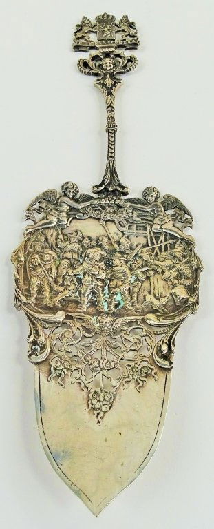 VINTAGE DUTCH 800 SILVER ORNATE SERVING SPOON (1 of 2)