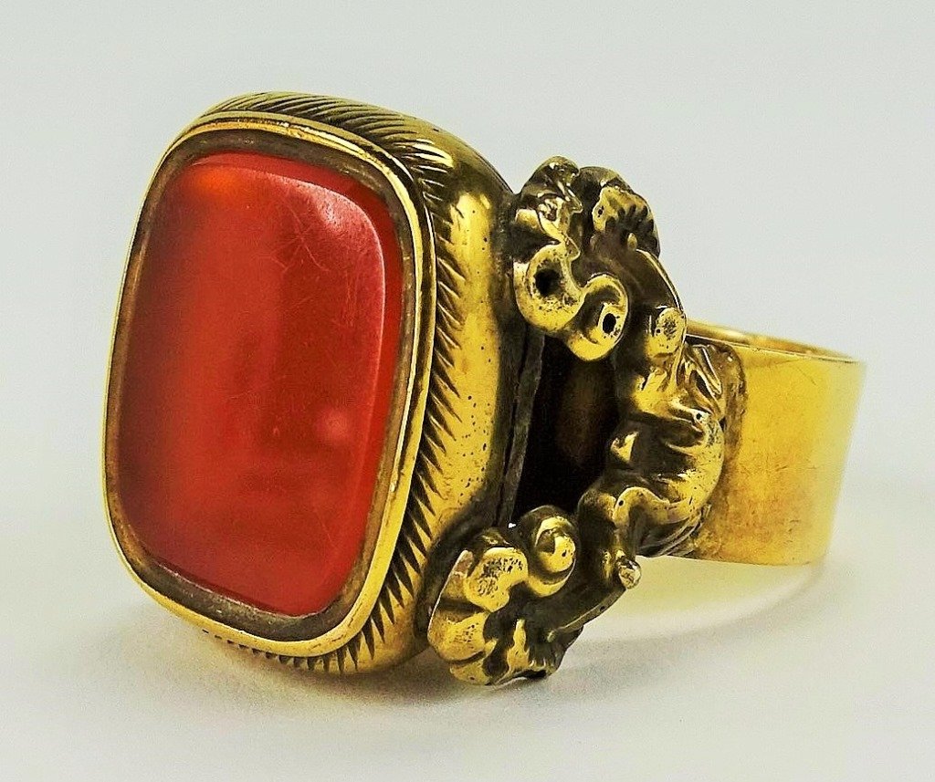 MEN'S VICTORIAN 14KT GOLD & POLISHED AGATE RING (1 of 5)