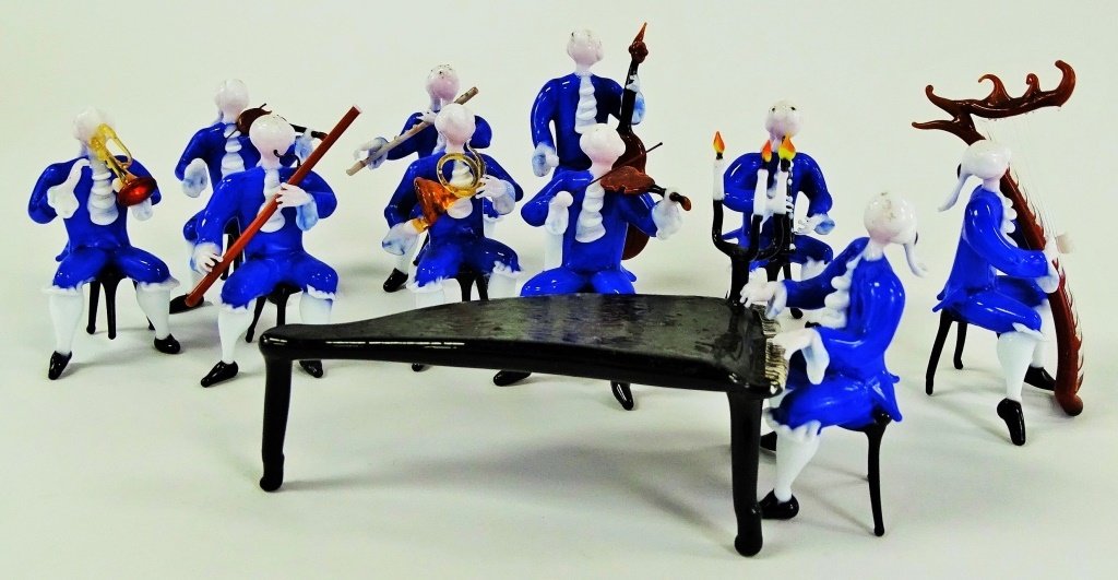 11 PIECE VENETIAN ART GLASS ORCHESTRA (1 of 3)
