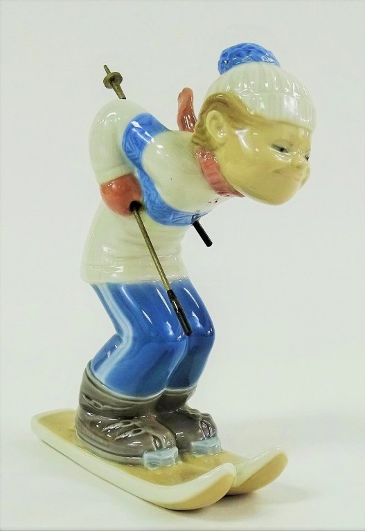 LLADRO FIGURINE THE SKIER NO 4970 (1 of 4)