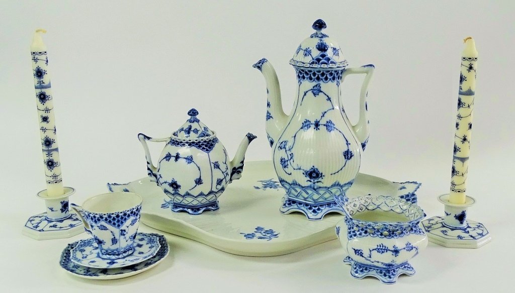 ROYAL COPENHAGEN BLUE ONION COFFEE AND TEA SET (1 of 5)