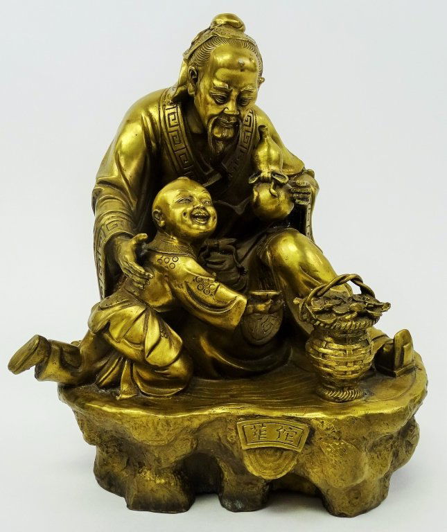 CHINESE QING DYNASTY BRONZE OF AN ELDER & CHILD (1 of 6)