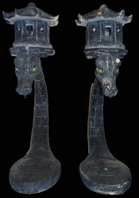 PAIR LARGE GOTHIC GARGOYLE GRIFFIN FOUNTAIN LAMPS (1 of 1)