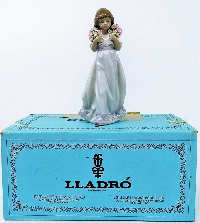 LLADRO "SPRING BOUQUETS" 7603 3RD SOCIETY PIECE (1 of 2)