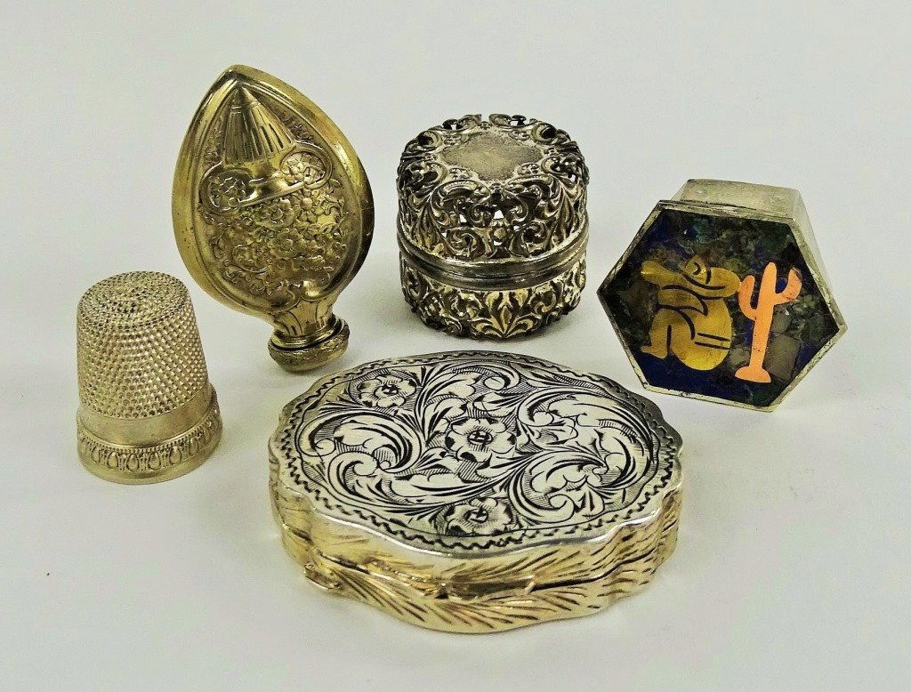 LOT OF FIVE LADIES VANITY STERLING OBJECTS D'ART (1 of 2)