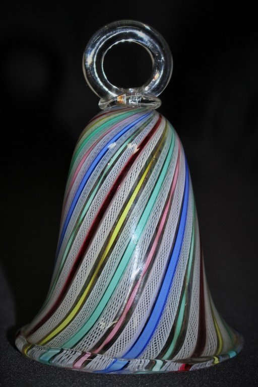 BPC LATTICINS COLORED GLASS BELL (1 of 3)