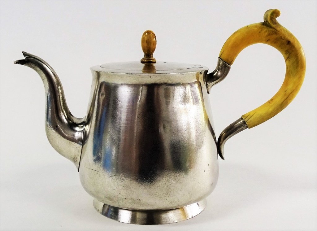 ANTIQUE RUSSIAN SILVER & IVORY HANDLE TEAPOT (1 of 4)