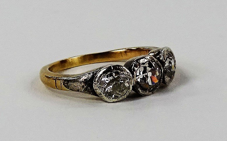 LADIES VICTORIAN 14KT YELLOW GOLD DIAMOND RING (1 of 2)