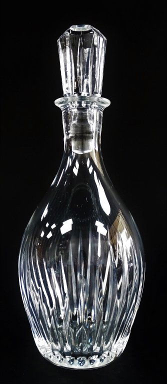 BACCARAT FRANCE CUT CRYSTAL DECANTER (1 of 3)