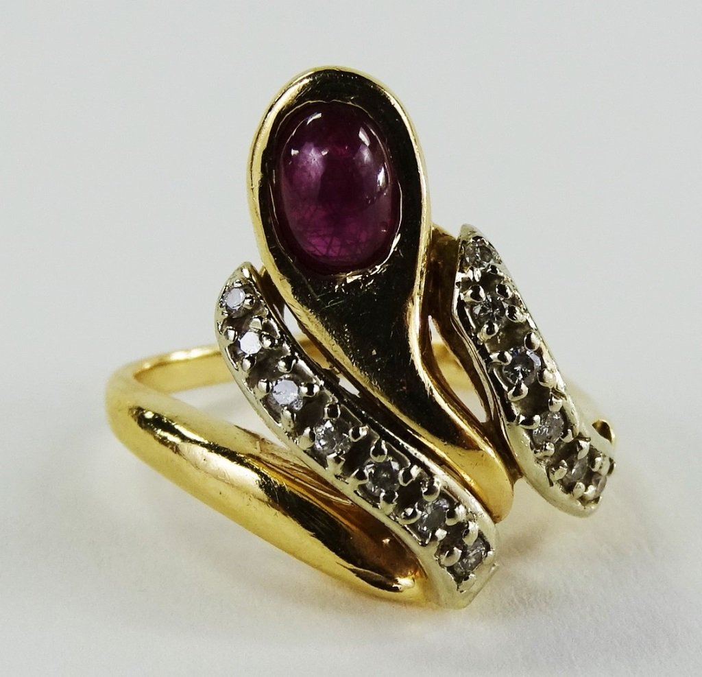 14KT Y GOLD DIAMOND & CABACHON RUBY LADIES RING (1 of 6)