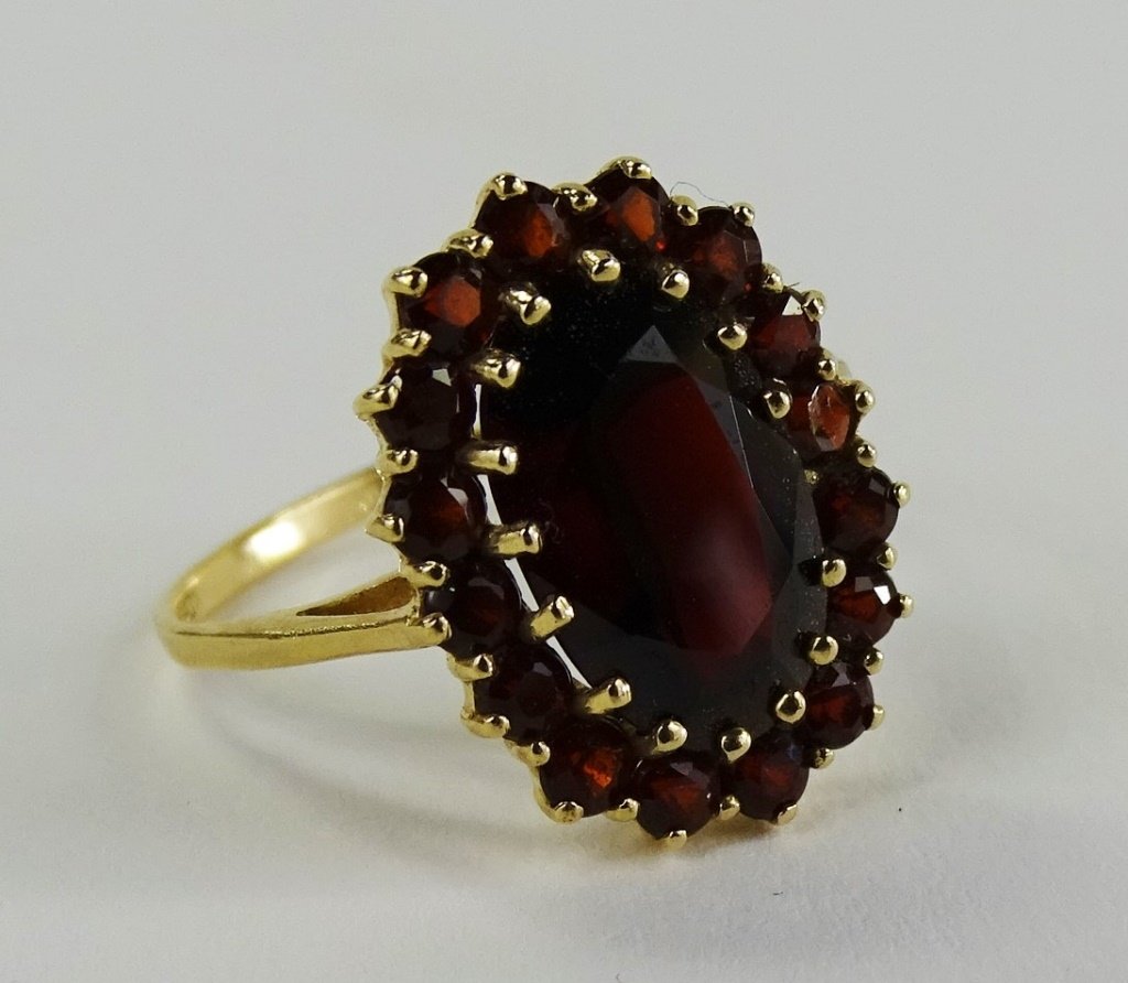 LADIES 10KT YELLOW GOLD GARNET COCKTAIL RING (1 of 4)