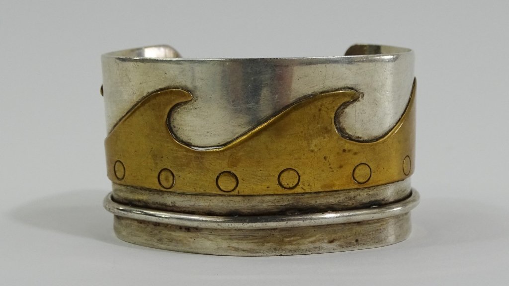 VINTAGE NAVAJO STERLING & COPPER CUFF BRACELET (1 of 5)