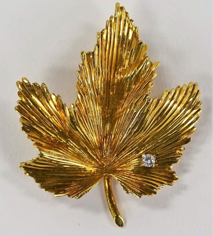 TIFFANY & CO 18KT YELLOW GOLD & DIAMOND LEAF PIN (1 of 3)