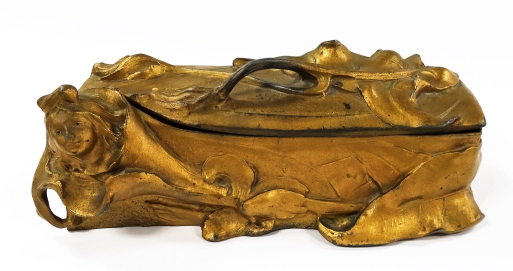 ORIGINAL ART NOUVEAU HINGED DRESSER CASKET BOX: Original art nouveau dresser casket box with beautiful floral and a beautiful Victorian woman's face. Signed by the artist on side. Inside has a light blue velvet type fabric on the inside. Measures a