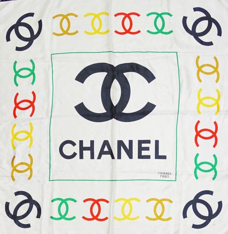 CHANEL ORIGINAL LARGE SILK SCARF MONGRAMED (1 of 2)