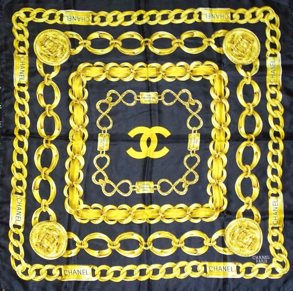 VINTAGE WOMENS CHANEL CHAIN LOGO SILK SCARF (1 of 1)