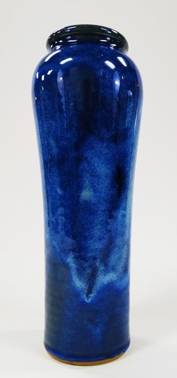 KATHERINE BALFOUR POTTERY BLUE GLAZED VASE (1 of 4)