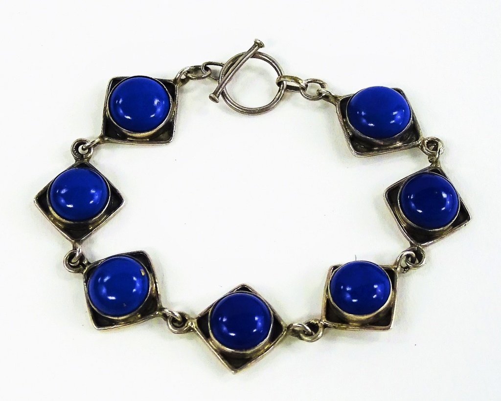 VTG LADIES LAPIS LAZULI STERLING CHARM BRACELET (1 of 3)