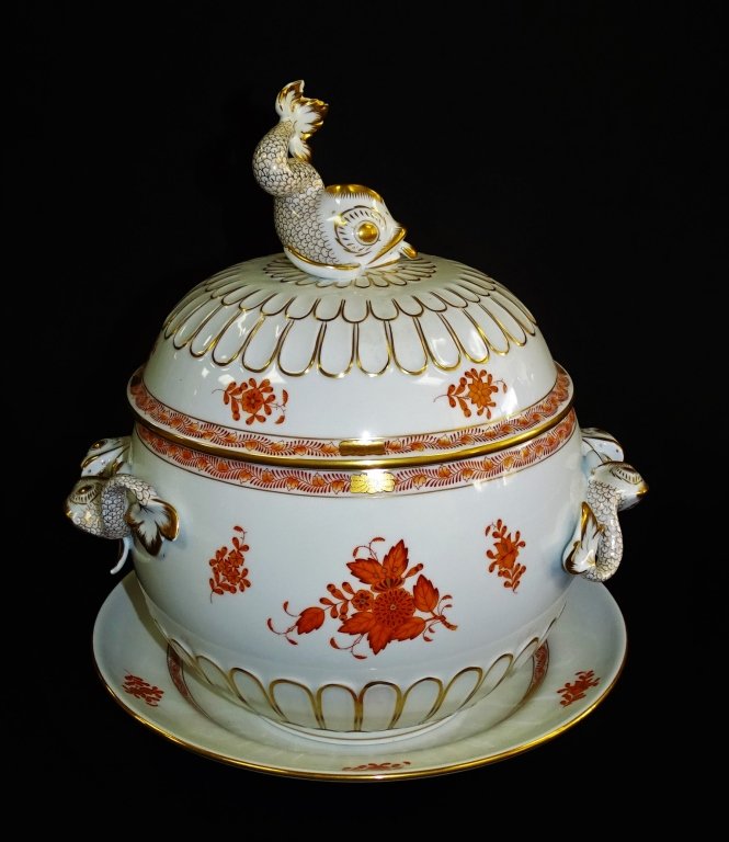 HEREND PORCELAIN 'CHINESE BOUQUET' SOUP TUREEN (1 of 5)