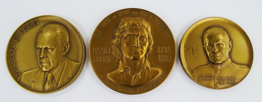 LOT OF 3VINTAGE BRONZE HEAVY MEDAL COINS (1 of 2)