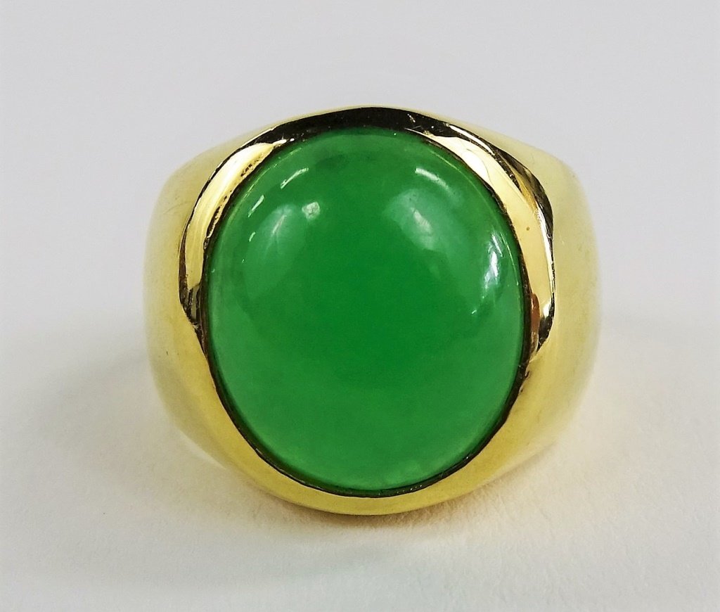 MENS 18KT YELLOW GOLD & APPLE GREEN JADEITE RING (1 of 4)