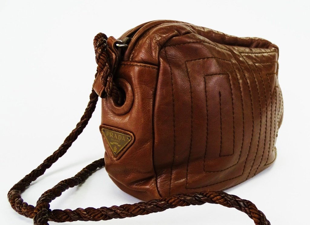 VINTAGE PRADA LEATHER BROWN SQUARE BAG (1 of 3)