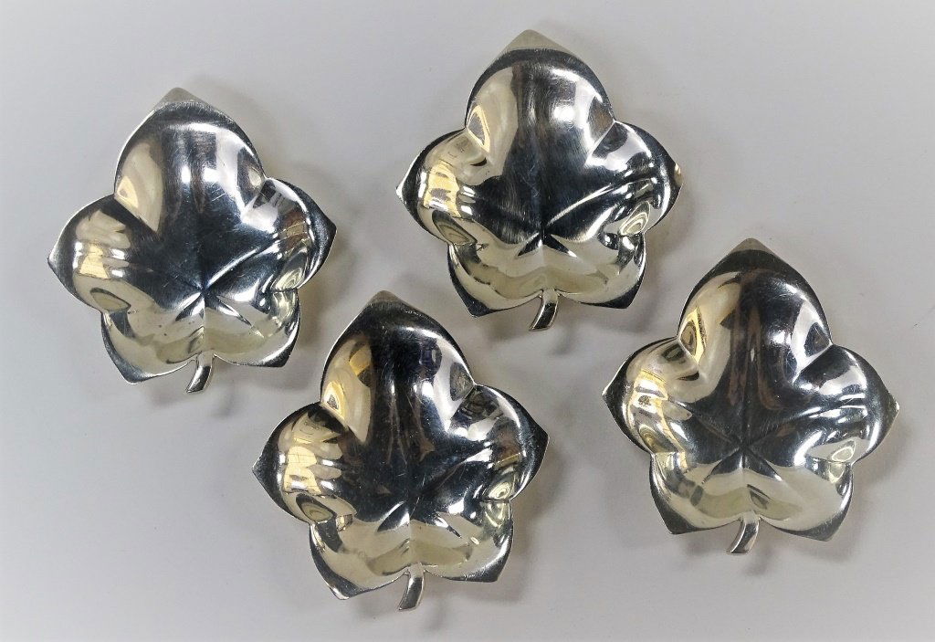 SET OF 4 TIFFANY & CO. STERLING SILVER LEAF TRAYS (1 of 3)