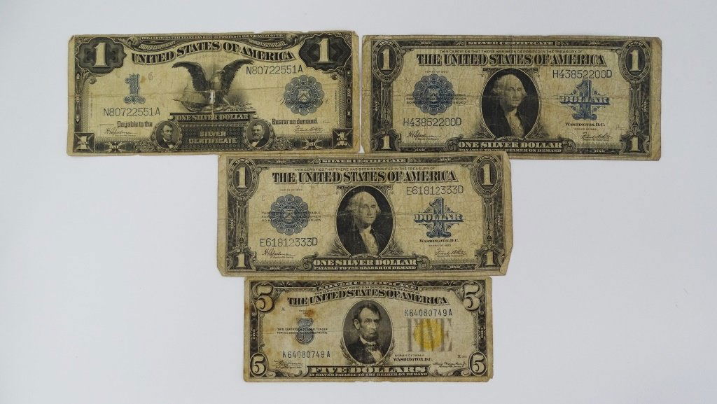 4PC LOT OF OLD CURRENCY ONE & FIVE DOLLAR BILLS (1 of 10)