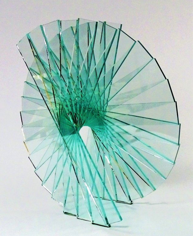 RUNSTADLER GLASS SCULPTURE "SPIRAL MOTION" (1 of 5)