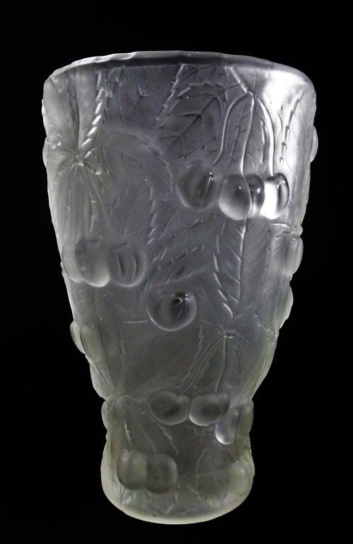 JOZEF INWALD CZECH ART GLASS FROSTED VASE CHERRIES (1 of 4)
