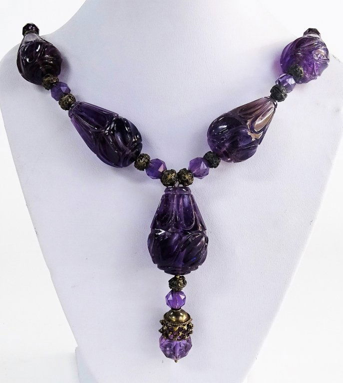 LADIES VICTORIAN STYLE AMETHYST QUARTZ NECKLACE (1 of 4)