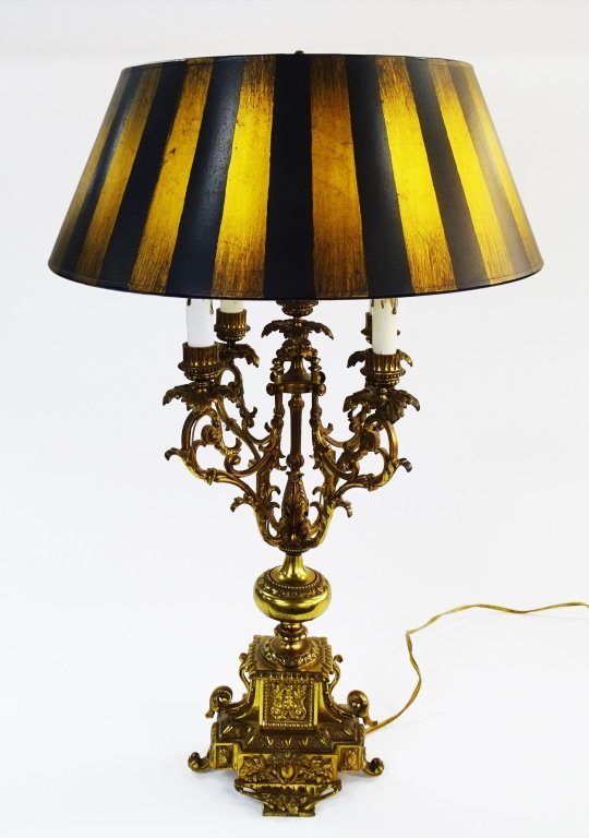 VINTAGE 6 LIGHT BRASS CANDELABRUM LAMP (1 of 2)
