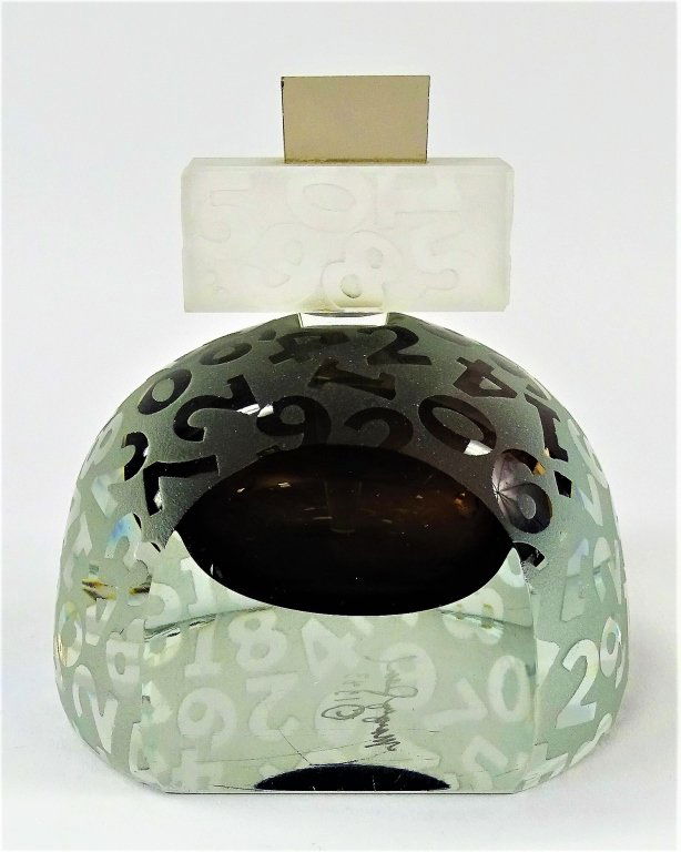 CONTEMPORARY ART GLASS PAPERWEIGHT PERFUME BOTTLE (1 of 4)