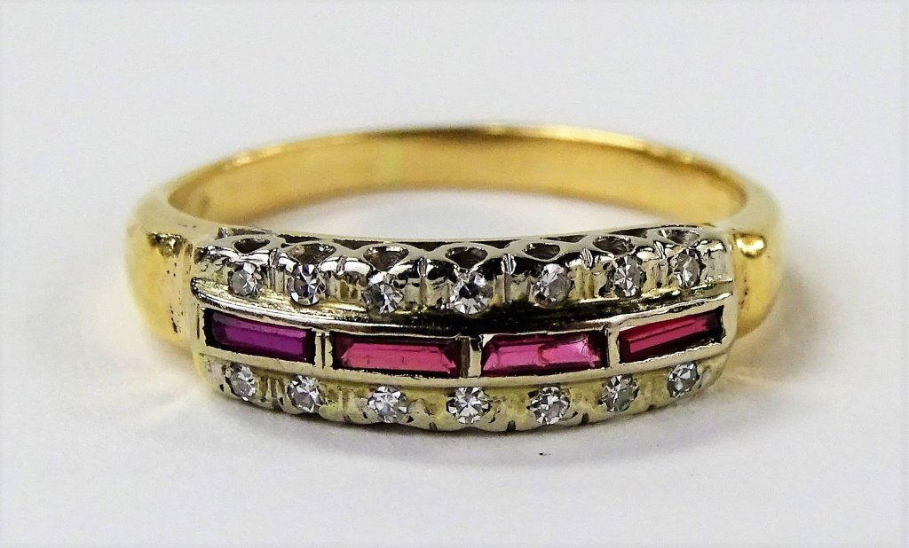 LADIES DIAMOND AND RUBY 14KT Y GOLD RING (1 of 3)