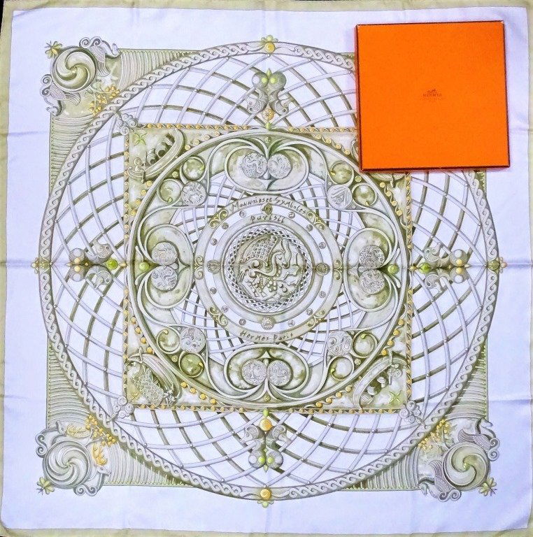 HERMES FRANCE 100% SILK DESIGNER SCARF (1 of 5)
