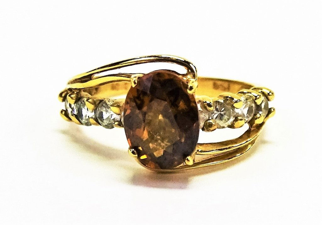 LADIES 10KT YELLOW GOLD CITRINE & DIAMOND RING (1 of 4)