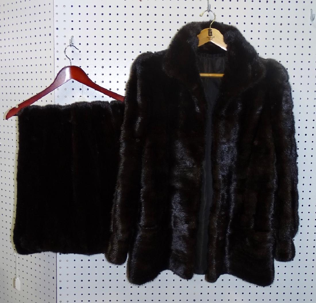 VINTAGE LADIES BLACK MINK COAT & FOX FUR STOLE (1 of 3)