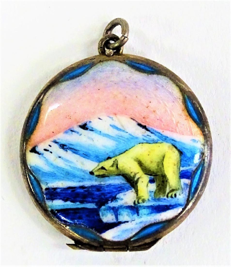 ANTIQUE GUILLOCHE STERLING COMPACT POLAR BEAR (1 of 4)