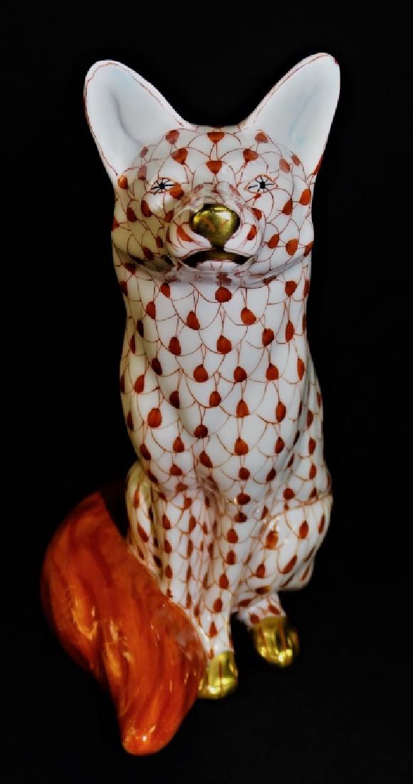 HEREND PORCELAIN RUST FISHNET BUSHY TAIL FOX (1 of 4)