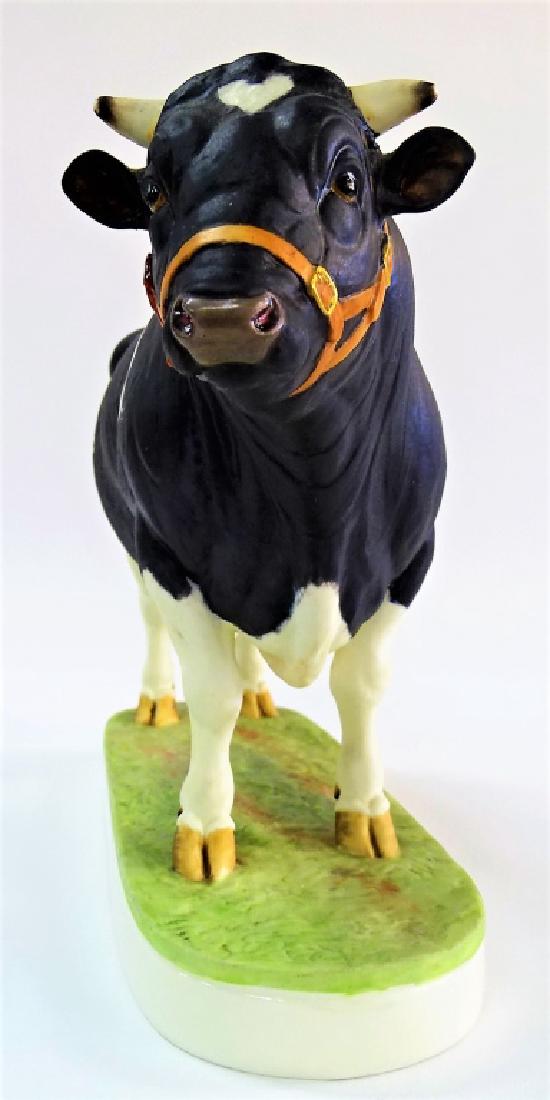 ROYAL WORCESTER 5014F HOLSTEIN-FRIESIAN BULL 1964: ROYAL WORCESTER 5014F HOLSTEIN-FRIESIAN BULL 1964 DORIS LINDNER - 8''x10'' we will not ship can refer local shippers