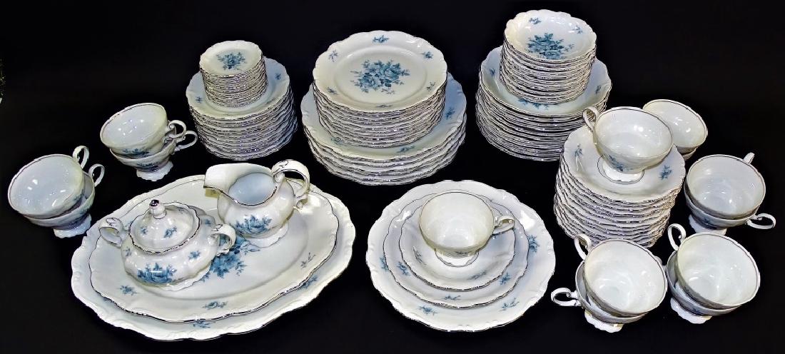 122PCS JOHANN HAVILAND PORCELAIN DINNERWARE (1 of 4)