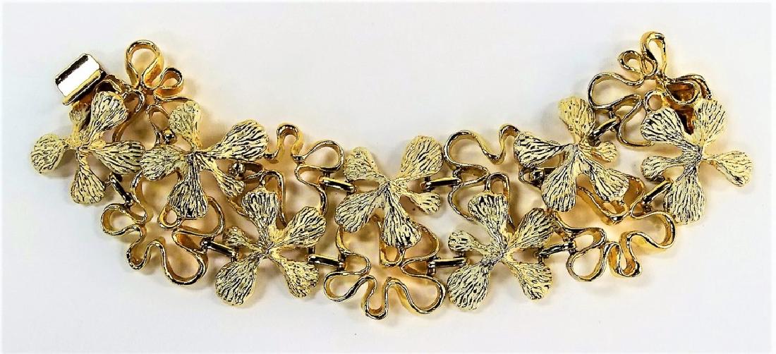 RETRO ALICE CAVINESS HIGH FASHION COSTUME BRACELET (1 of 2)