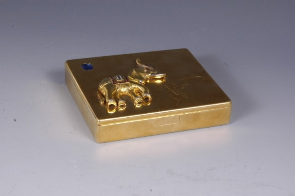 Rare 18 karat gold Cartier elephant compact