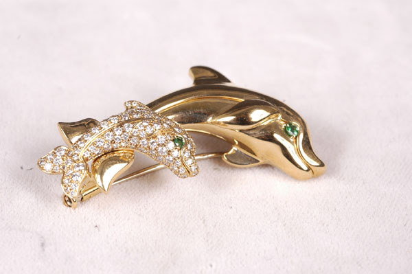 CARTIER 18K Gold Diamond Emerald Dolphins Brooch