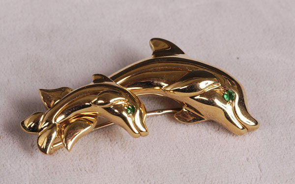 CARTIER 18K Gold Emerald Dolphins Brooch