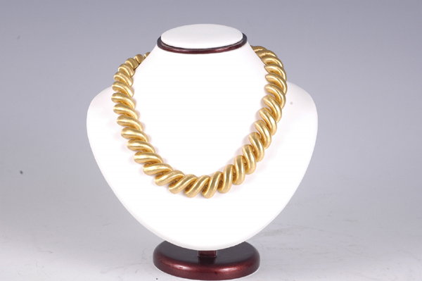 BUCCELLATI Large 18k Gold Necklace