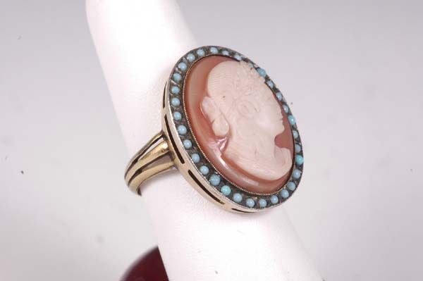 18kt Gold Cameo Ring with Turquoise
