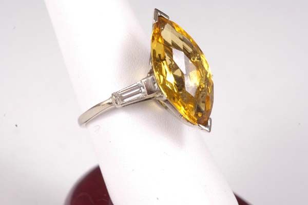 Beryl Marquise Ring with Diamonds in White Gold