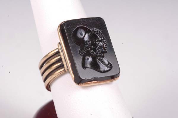 18kt Gold Antique Male Hematite Intaglio Ring