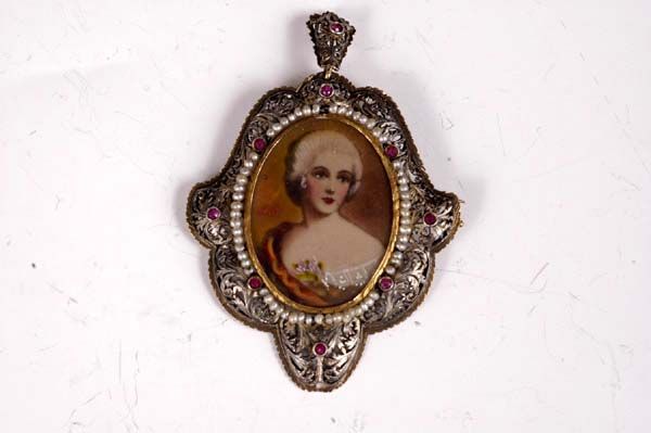 18 kt Gold Antique Hand Painted Pin c.1860